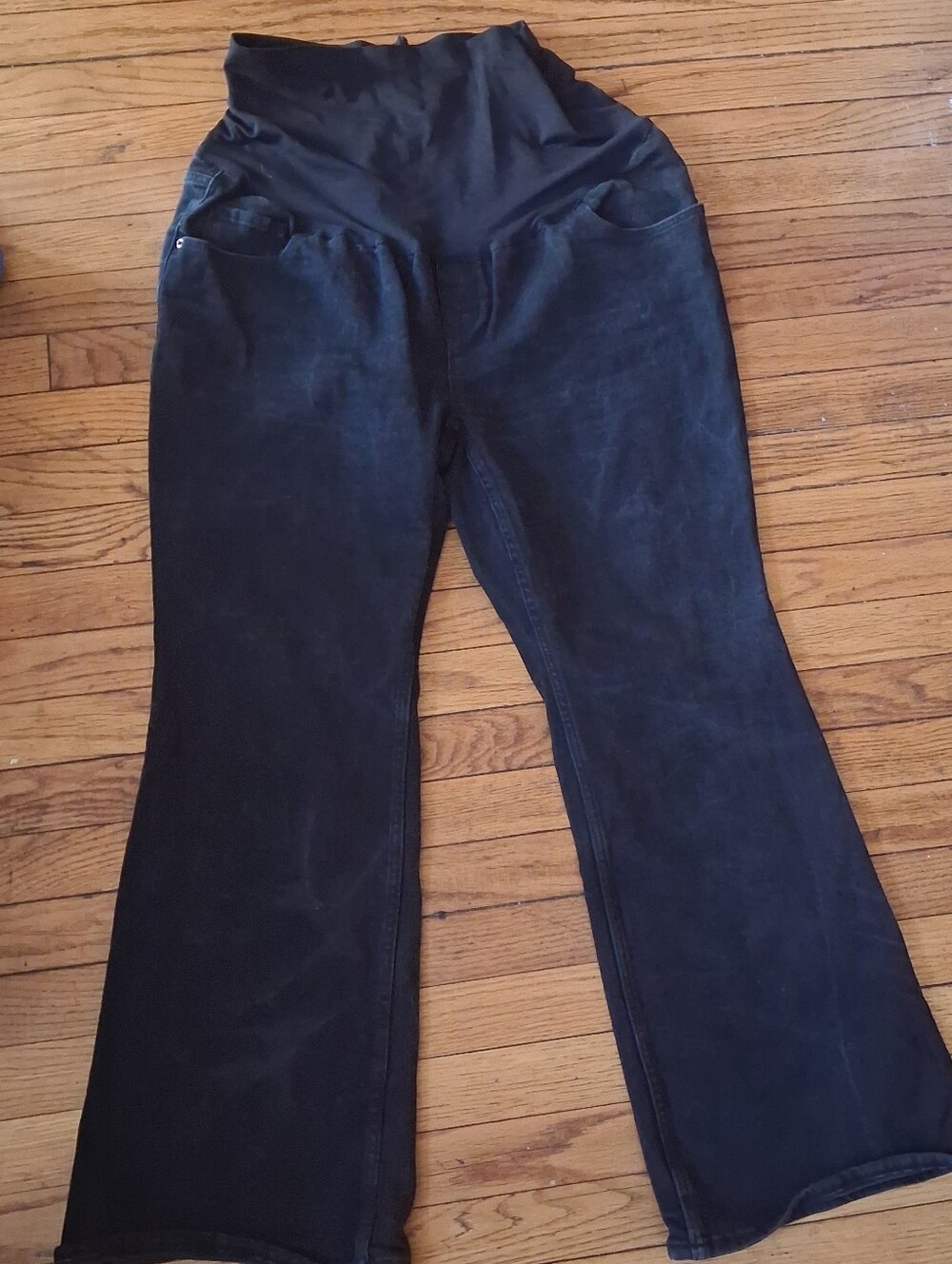 Old Navy Maternity - Black Denim Full Panel Flare Stretch Jeans. Size 18
